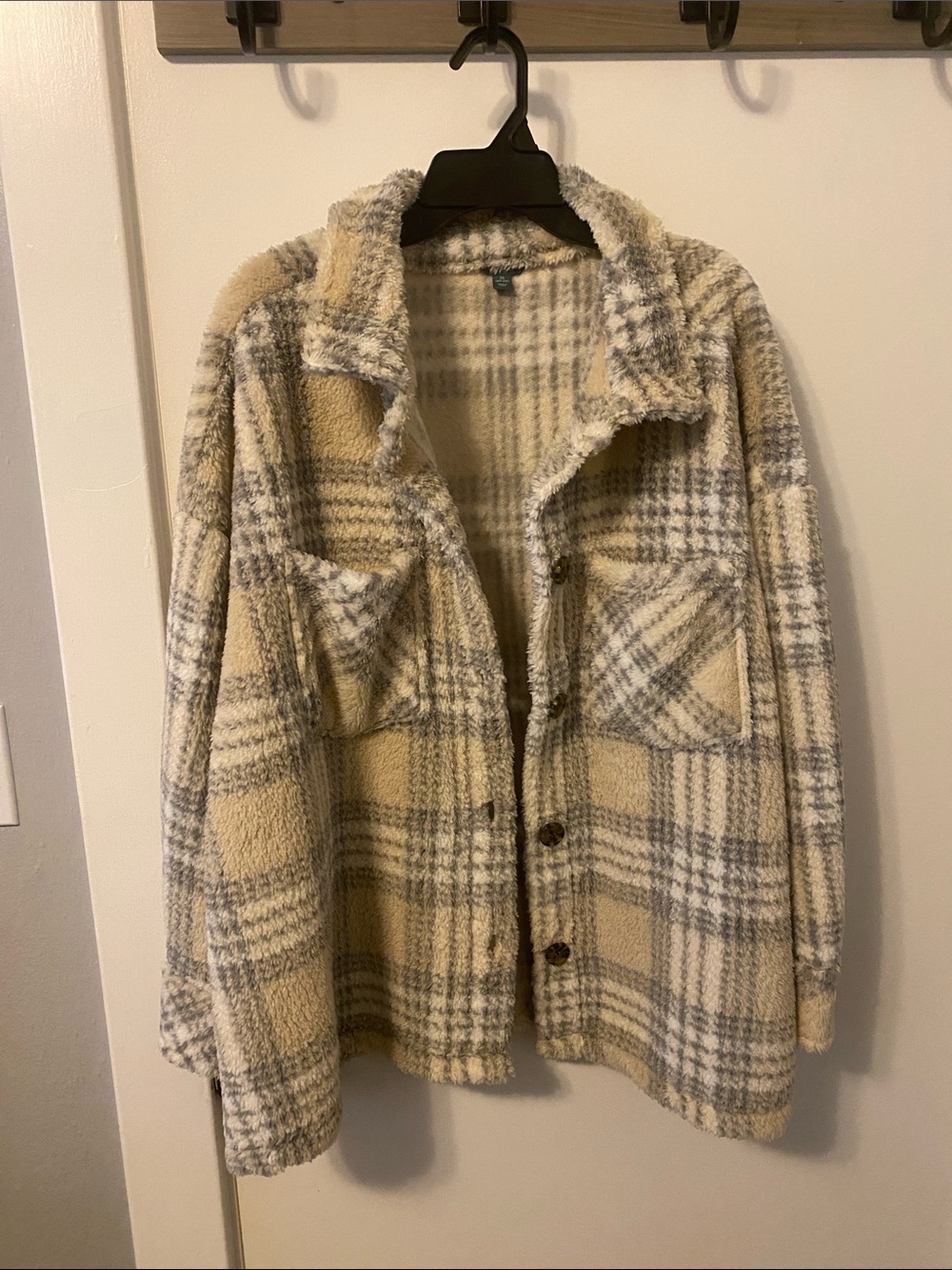 Shacket - Picture 11 of 16